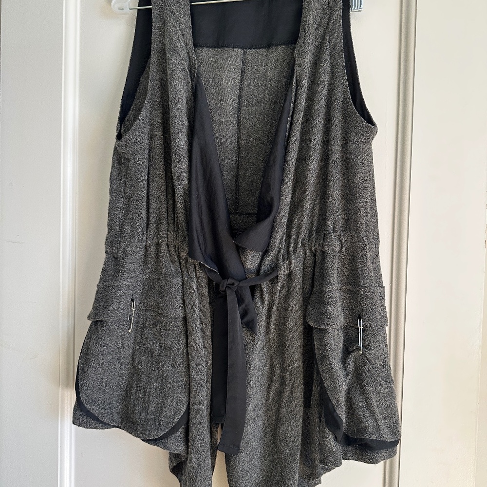 Mado et les Autres Black Funky Flared Aysemmetrical Tunic Vest Medium